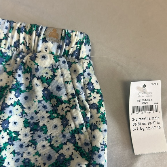 GAP - NWT - Blue and White Floral Skorts with Elastic Waistband - Picture 2 of 4